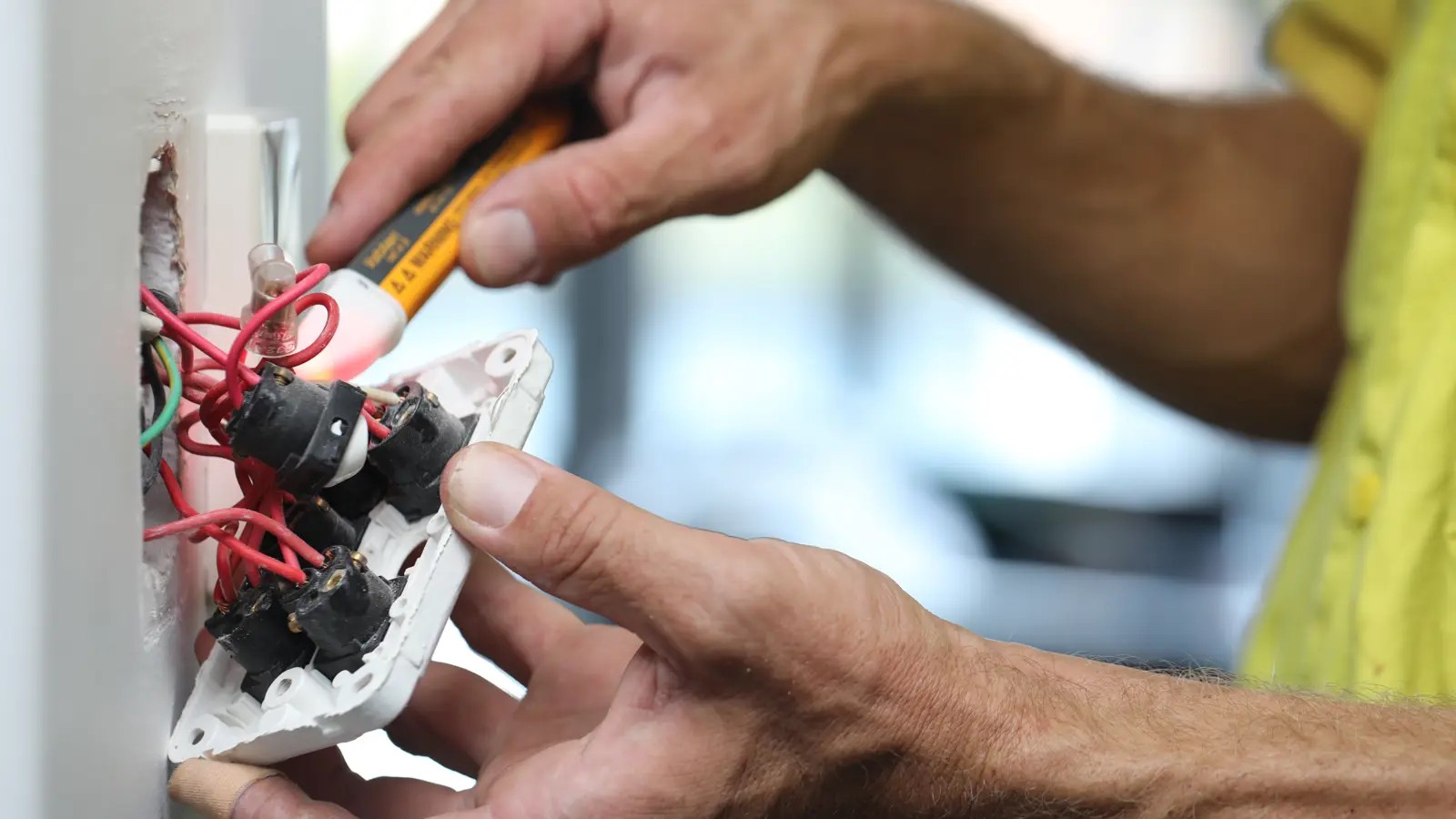 Grove Spark Electrical Services North Shore